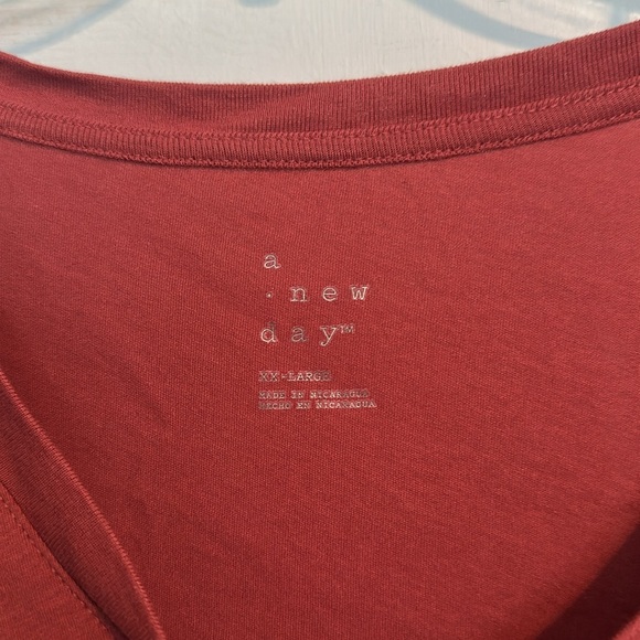 A new day scoop neck tee size XXL women’s - Picture 3 of 3